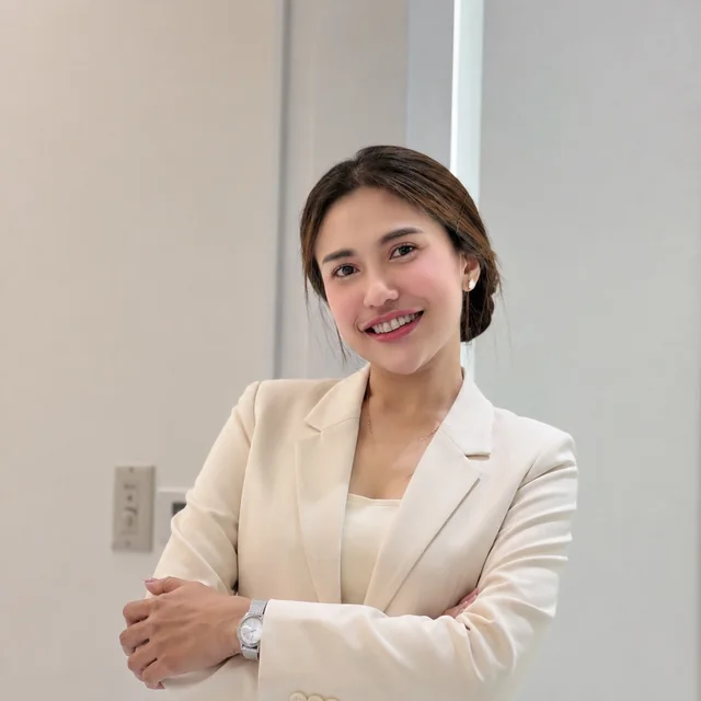 ภาพโปรไฟล์สาว วราภรณ์